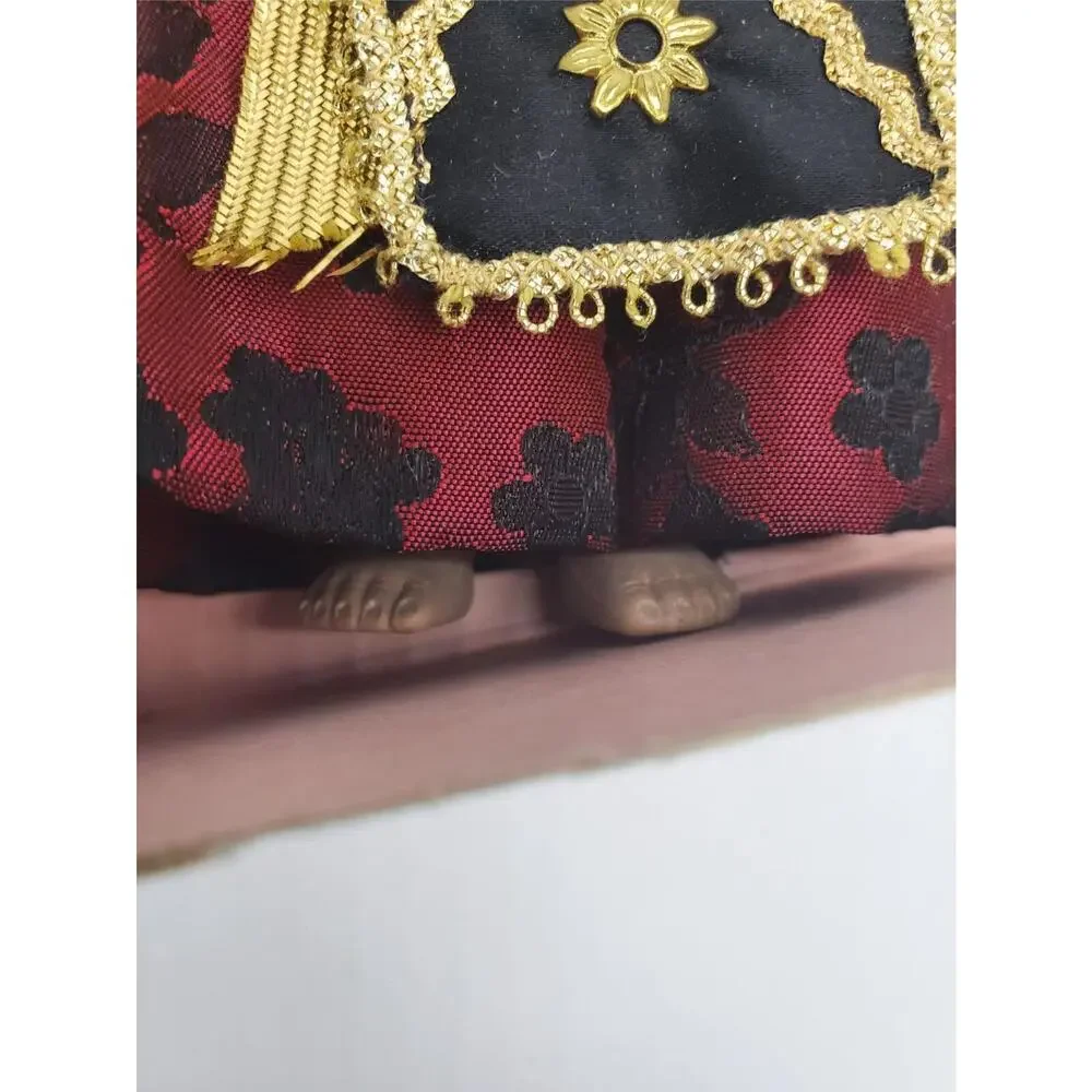 Madame Alexander Dolls - Indonesia 579